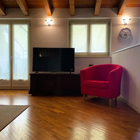 Apartmán Mansarda Del Gallo Attico Vista Con Piscina